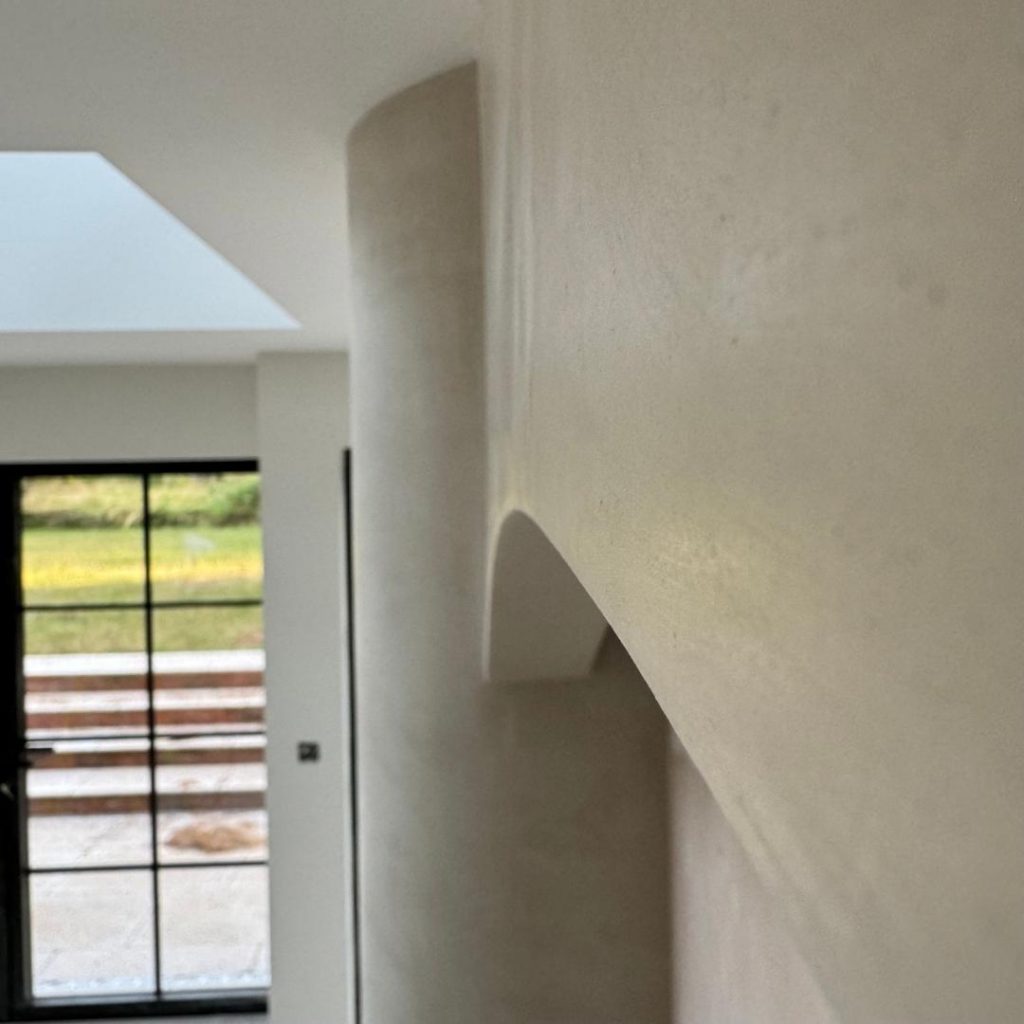 bespoke tadelakt feature wall kensington london